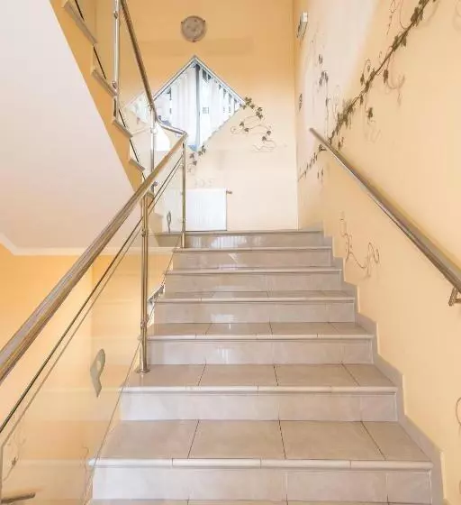 Motelli Noclegi Na Granicy