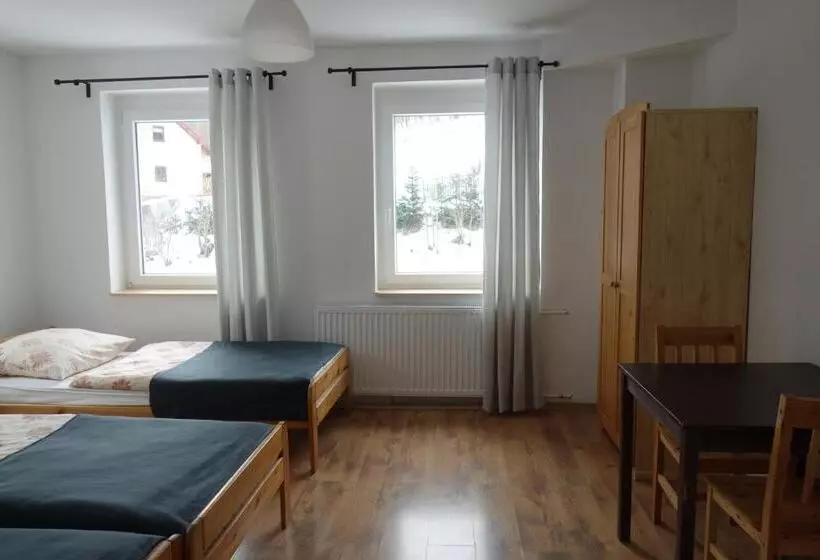 ペンション Dom Gościnny Tatra Nova