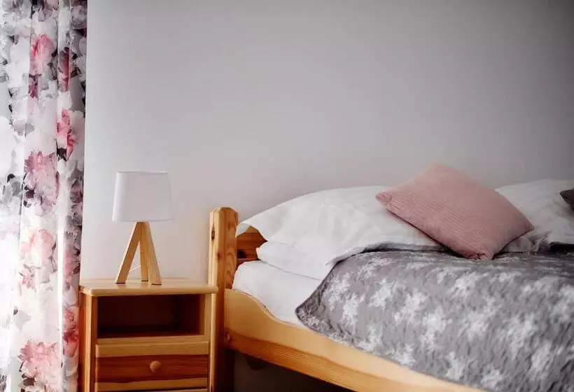 Majatalo Pokoje U Anny