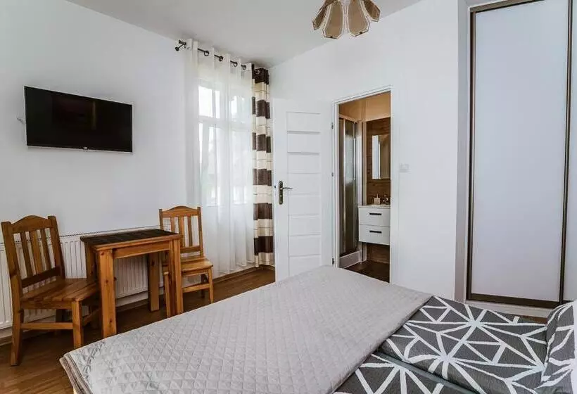 Majatalo Willa Halina