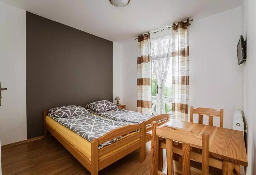 Majatalo Willa Halina