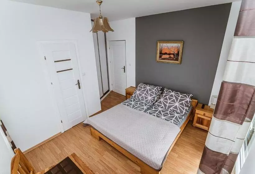 Majatalo Willa Halina