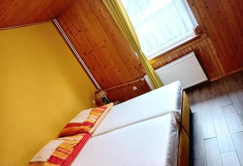 Lomakeskus Holiday Ozon