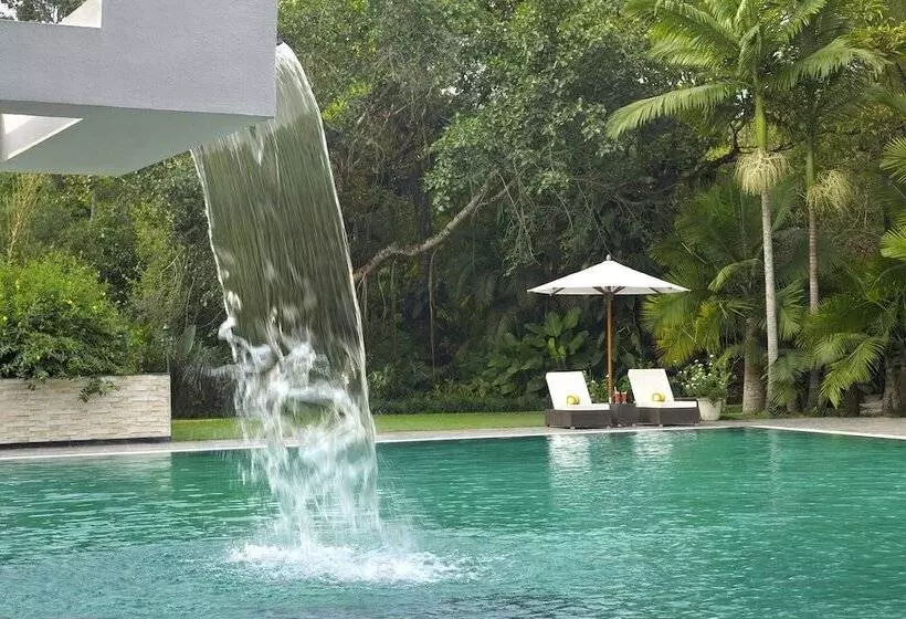 Amanvana Spa Resort, Coorg