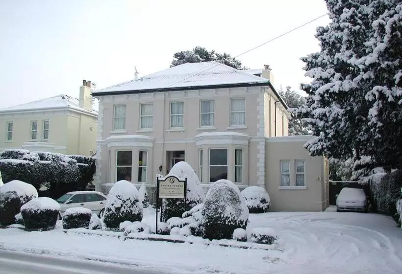 Aamiaismajoitus (B&B) Badger Towers