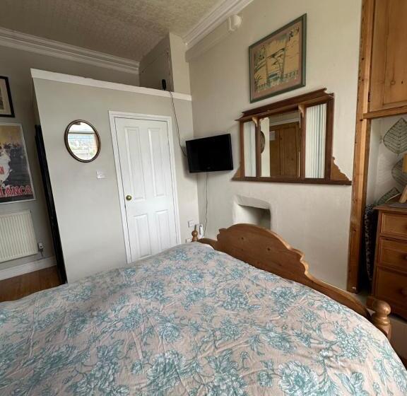 مبيت وإفطار Fitz House