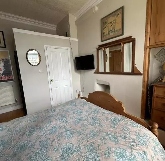 تختخواب و صبحانه Fitz House