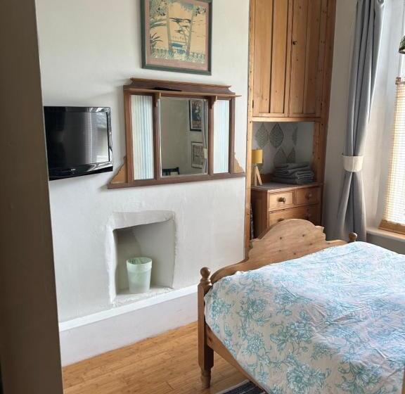 مبيت وإفطار Fitz House