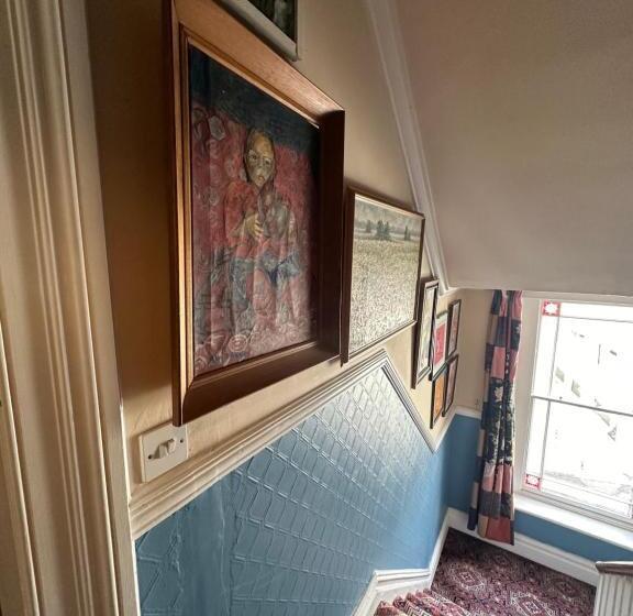 مبيت وإفطار Fitz House