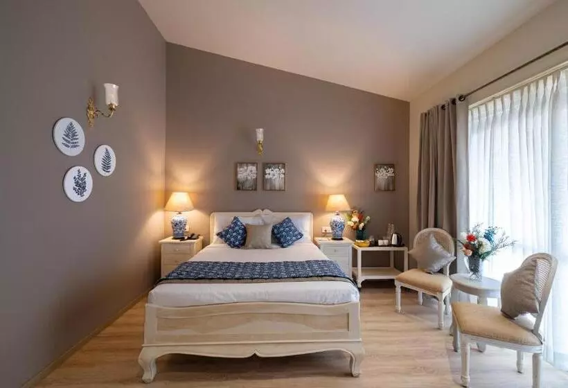 住宿加早餐  King S Cliff