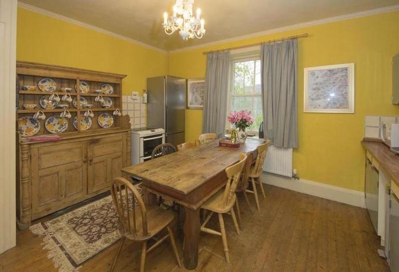 Bed & Breakfast Kirnan House