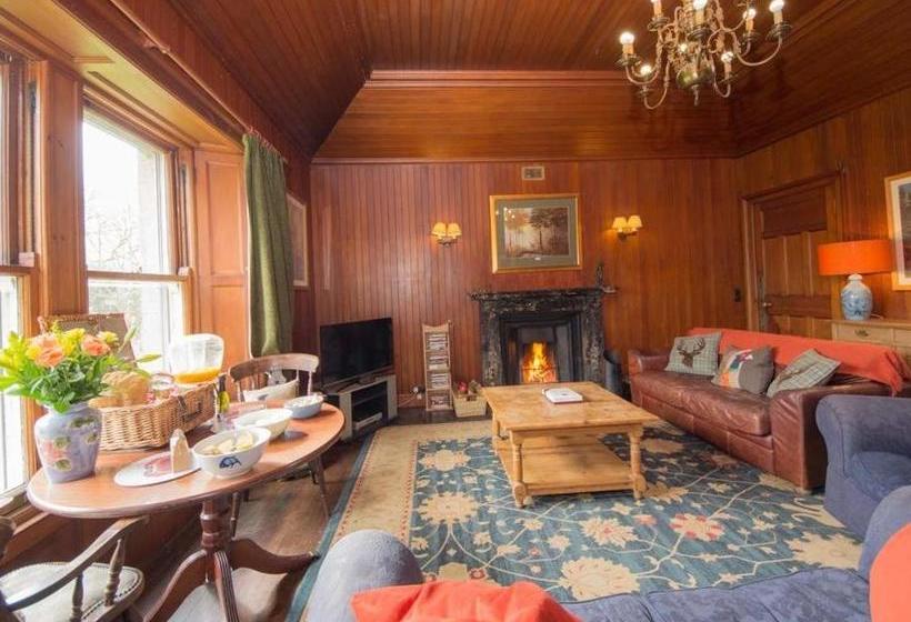 Bed & Breakfast Kirnan House