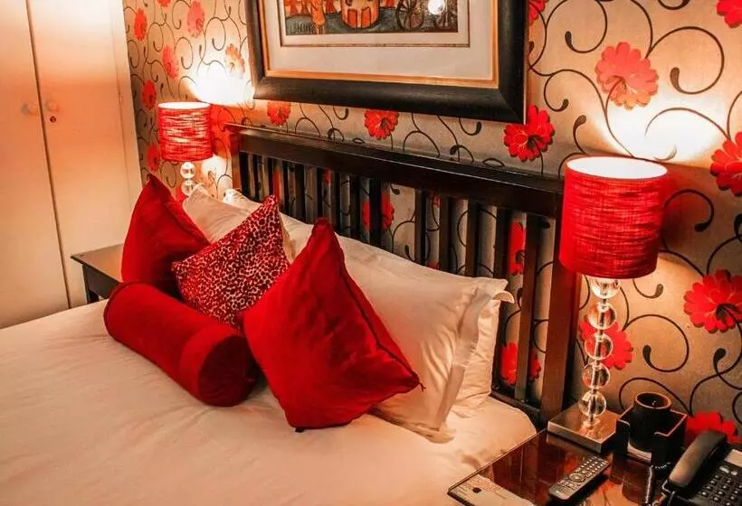 تختخواب و صبحانه Lourie Lodge