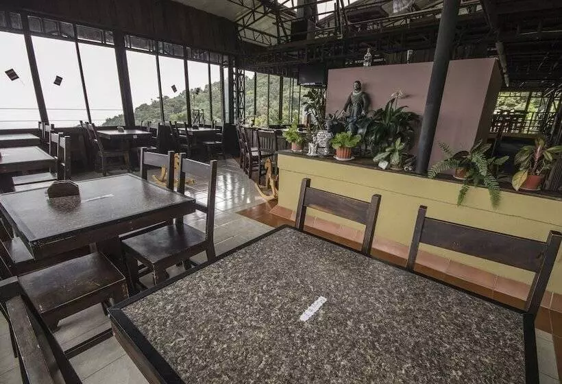 בית מלון כפרי Alto Palomo