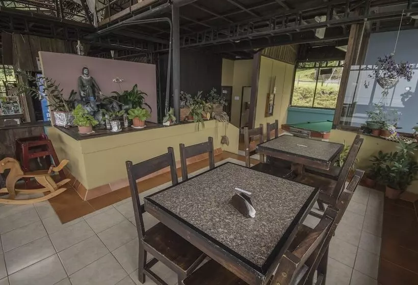 בית מלון כפרי Alto Palomo