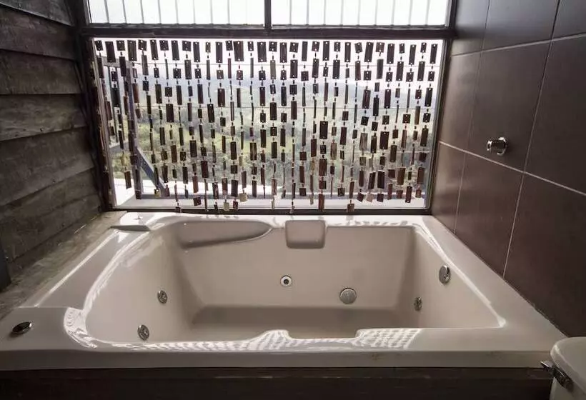 בית מלון כפרי Alto Palomo