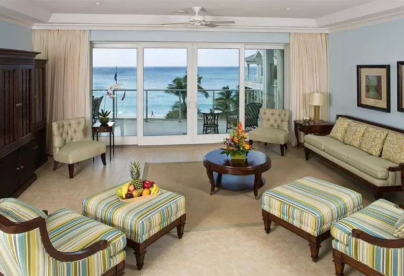 هتل Caribbean Club