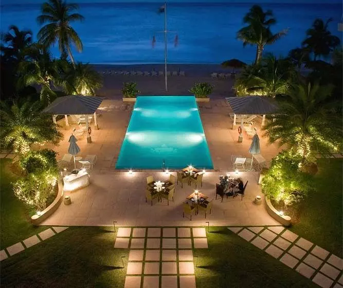 هتل Caribbean Club