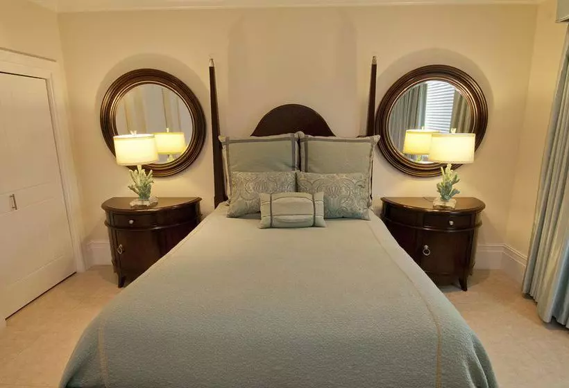 هتل Caribbean Club