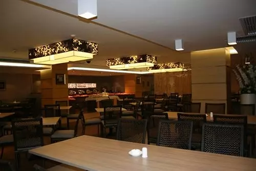 فندق Fortune Suites