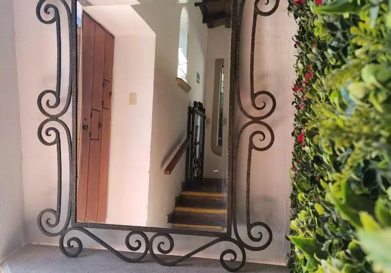 فندق Hacienda Del Lago Boutique