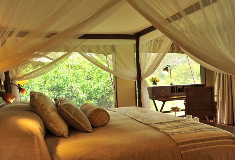 호텔 Lake Elmenteita Serena Camp