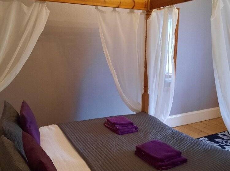 בית מלון כפרי St Ronan S