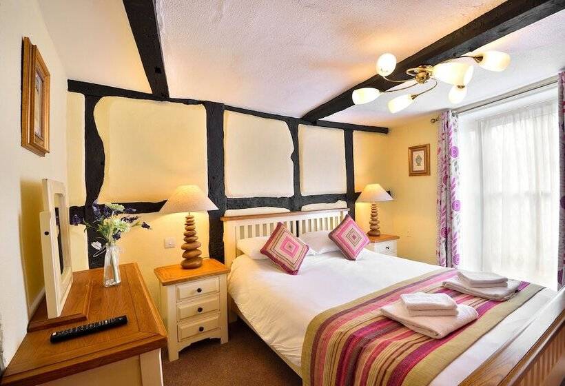 בית מלון כפרי The Talbot