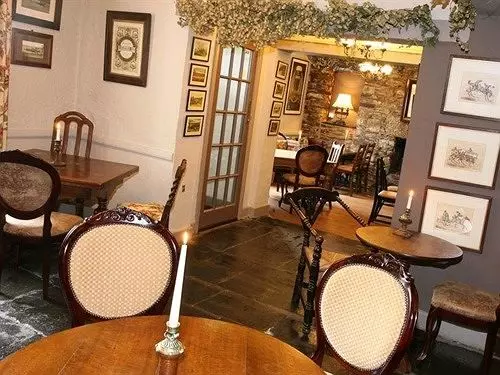 Отель Hare And Hounds