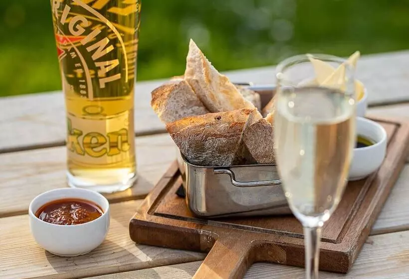 Hotel The Three Tuns