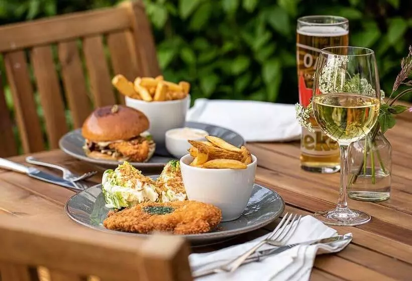 Hotel The Three Tuns