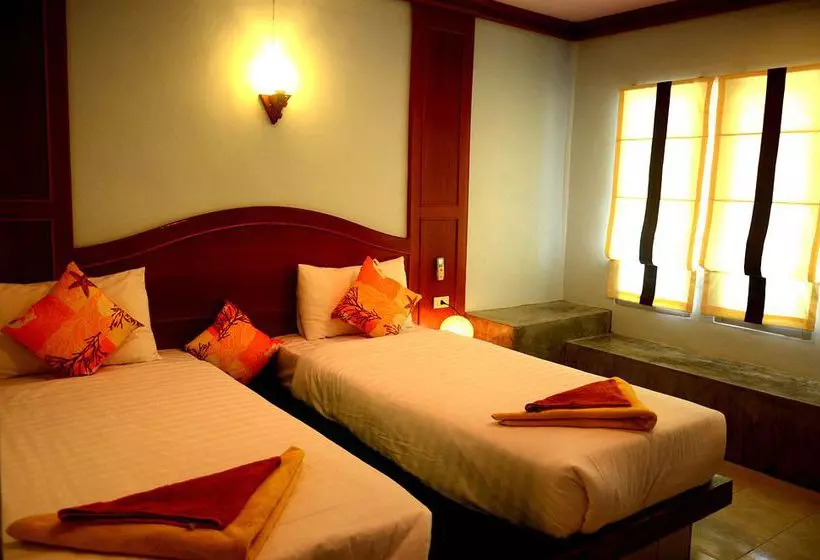 Koh Yao Chukit Dachanan Resort