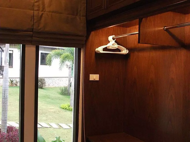 Leelawadee Garden Resort