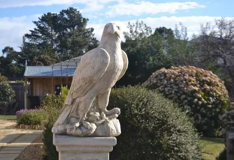 Mulberry Cottage Unique B&b Accommodation