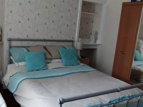 膳宿费 Oakwell Guest House