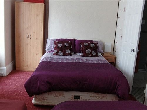 Пансион Oakwell Guest House