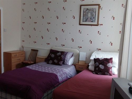 Пансион Oakwell Guest House