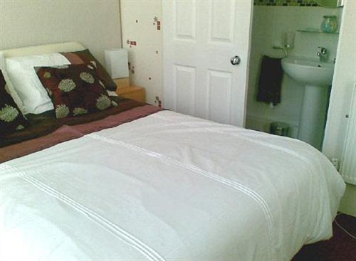 Пансион Oakwell Guest House