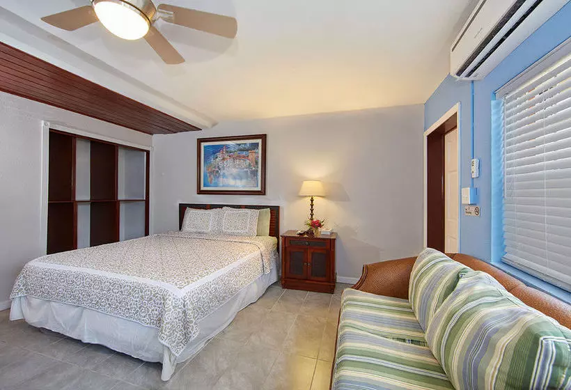 استراحتگاه Paradise Cove Cottages
