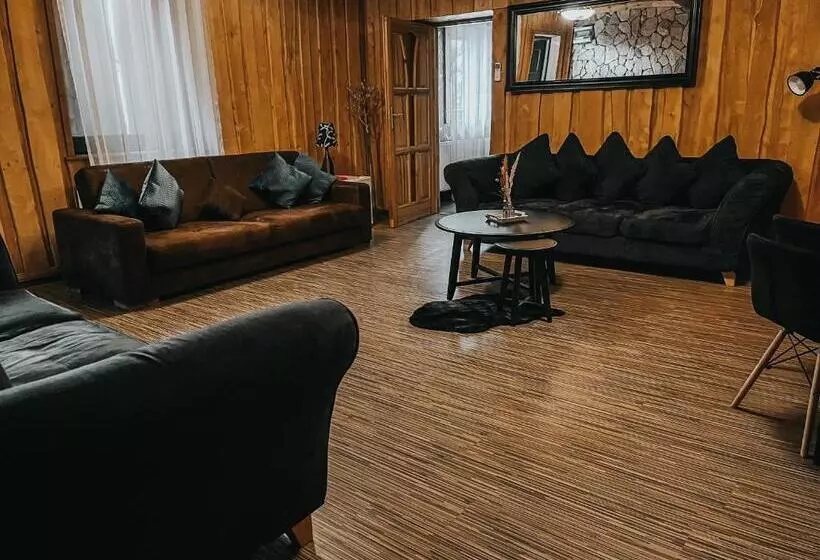 Retkeilymaja Karczma Michelle