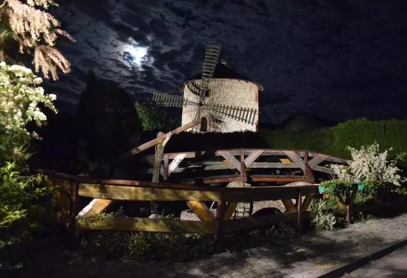 Retkeilymaja Karczma Michelle