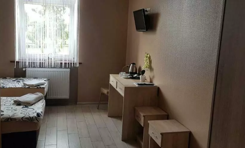 Retkeilymaja Pałac Pod Bocianim Gniazdem