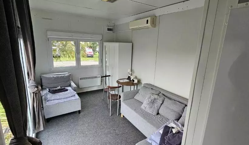 Retkeilymaja Pałac Pod Bocianim Gniazdem