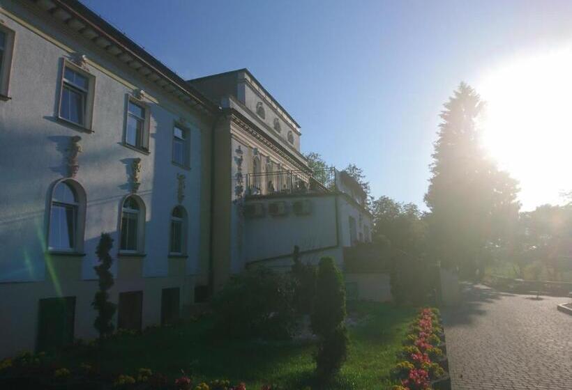 旅馆 Pałac Pod Bocianim Gniazdem