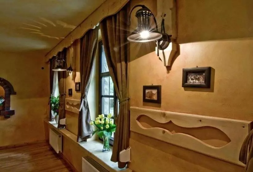 ユースホステル Zajazd Myśliwska