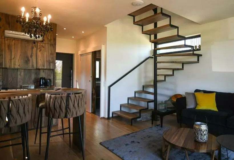 Aamiaismajoitus (B&B) Boreczna