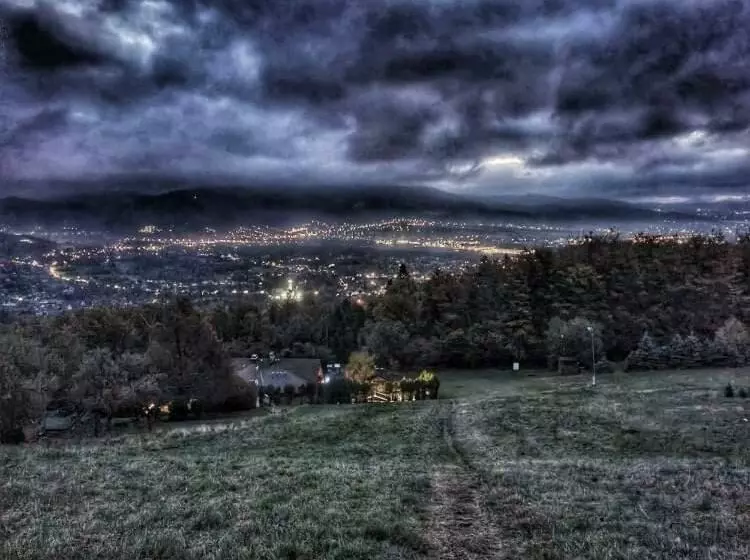 Aamiaismajoitus (B&B) Chata Na Groniu