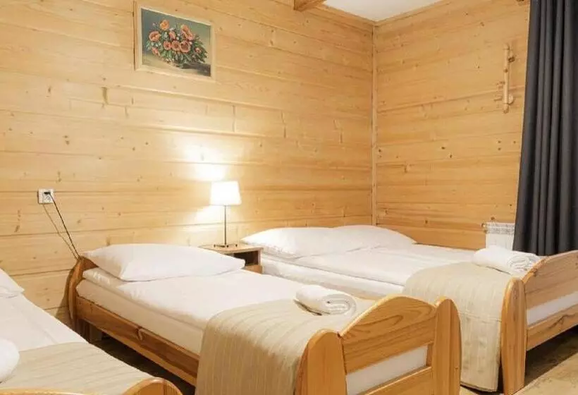 تختخواب و صبحانه Chata U Bronka