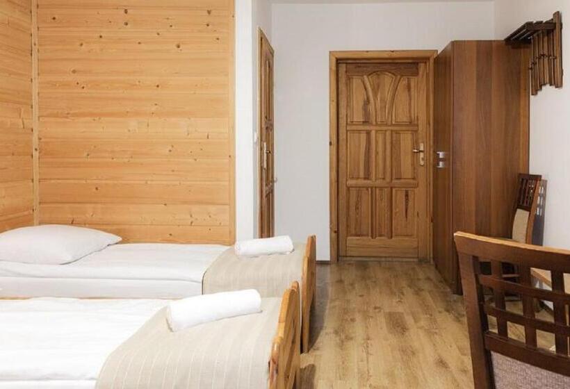 Bed and Breakfast Chata U Bronka