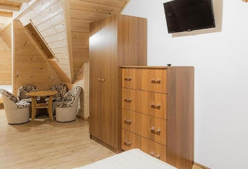 Bed and Breakfast Chata U Bronka